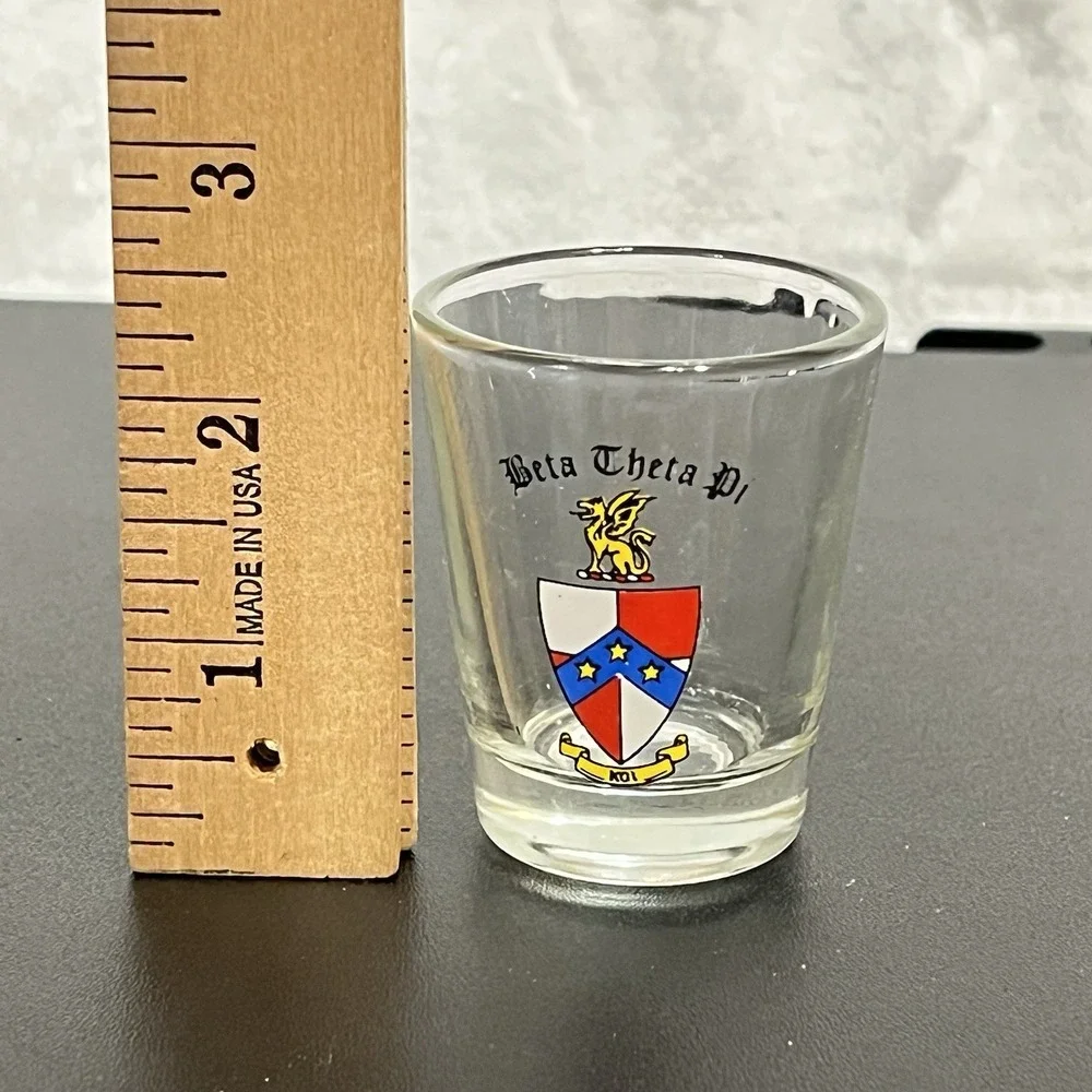 Beta Theta Pi Fraternity Short Shot Glass w/Crest